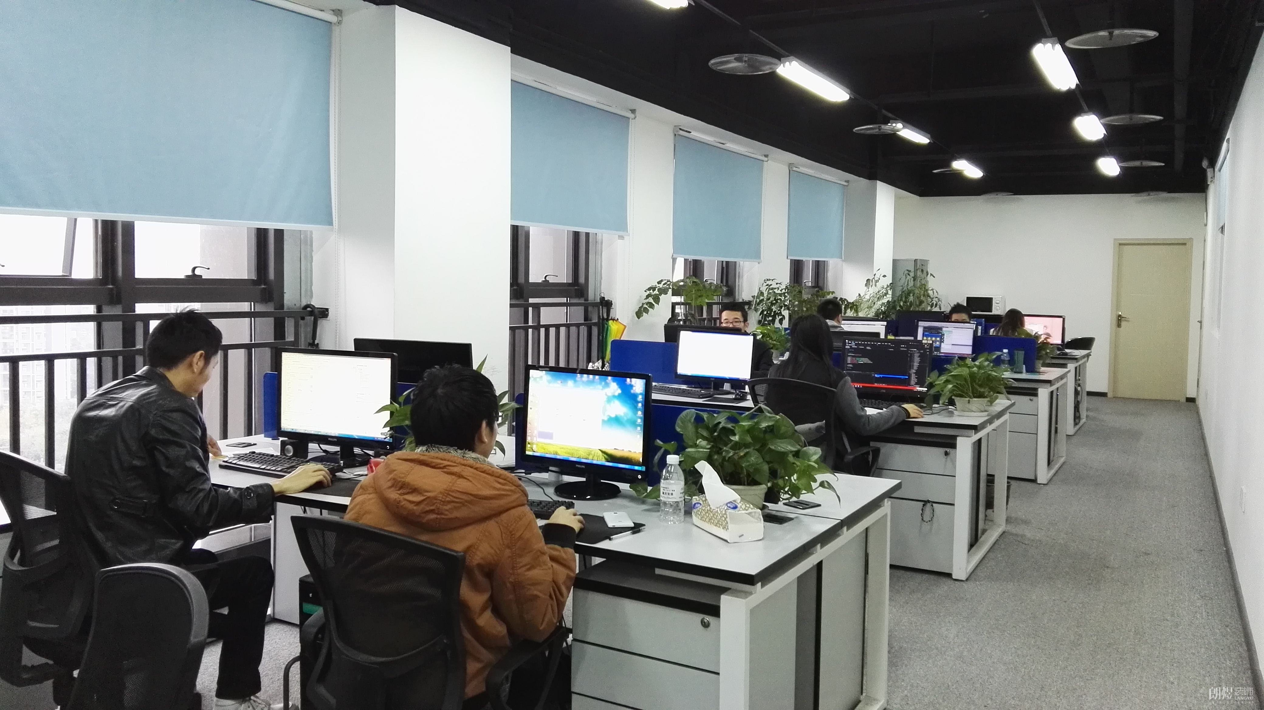 辦公室電腦布局圖