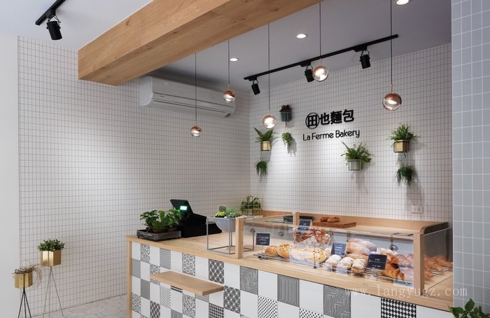 日式面包店收銀臺(tái)形象墻設(shè)計(jì)效果圖