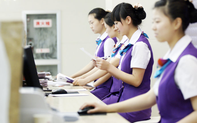電銷公司辦公室裝修設(shè)計(jì)圖片