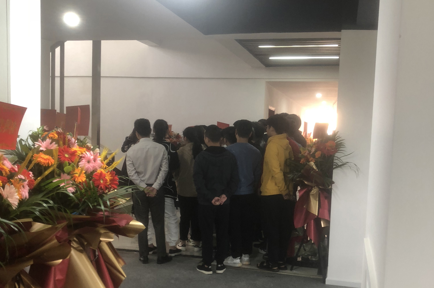公司辦公室內(nèi)部空間展示